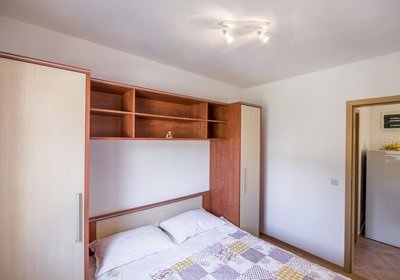 apartman roza, soba 1